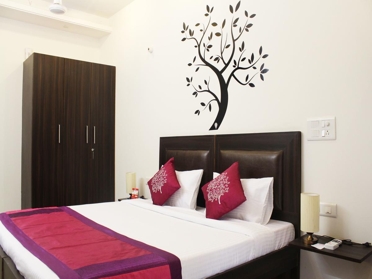 Oyo 2384 Hotel Epic Inn Gurgaon Exterior foto